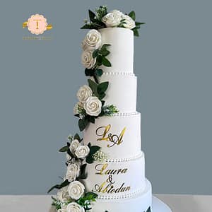 Classic Wedding Cake Cakes by Tegz Design Cakes In Lagos